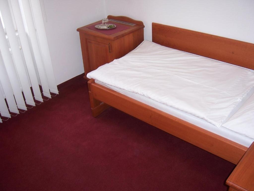 Hotel Pegas Бърно Екстериор снимка