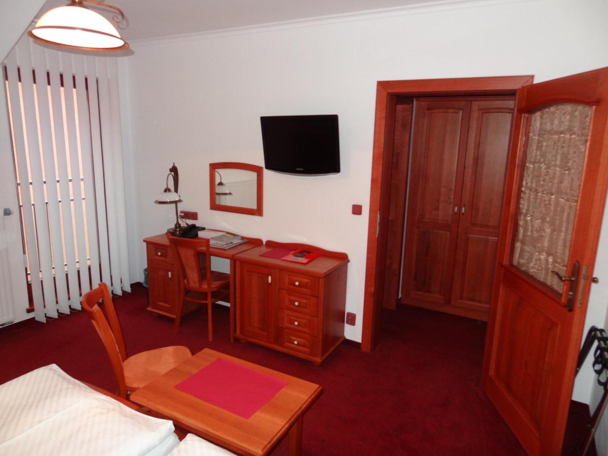 Hotel Pegas Бърно Екстериор снимка