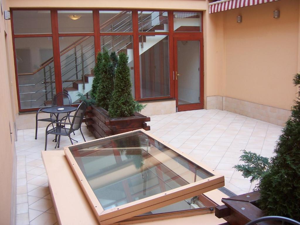 Hotel Pegas Бърно Екстериор снимка