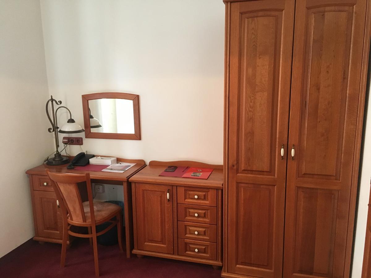 Hotel Pegas Бърно Екстериор снимка