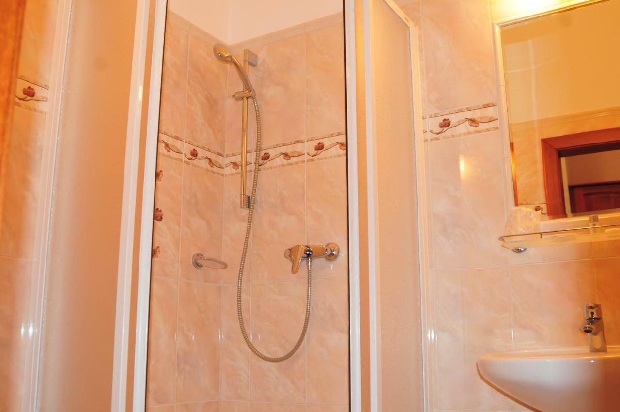 Hotel Pegas Бърно Екстериор снимка